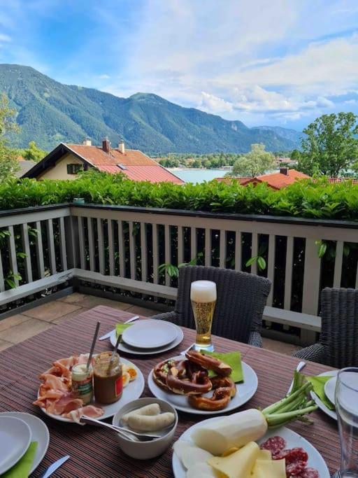 See- Und Bergblick In Bestlage Am Tegernsee Luaran gambar