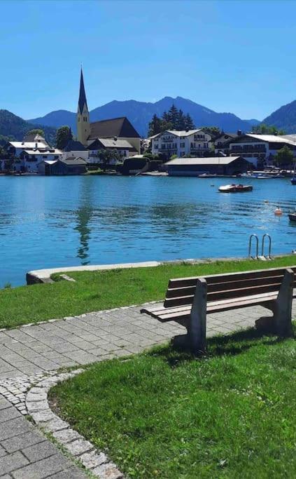 See- Und Bergblick In Bestlage Am Tegernsee Luaran gambar